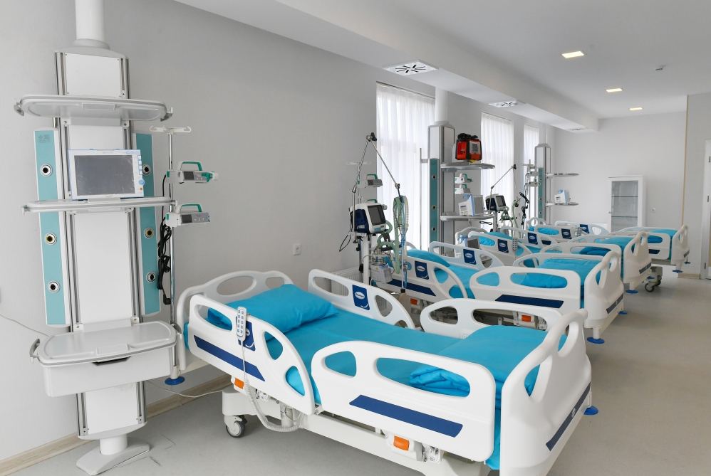 President Ilham Aliyev and First Lady Mehriban Aliyeva view conditions created at maternity hospital No 2 in Bakikhanov district of Baku after major overhaul (PHOTO/VIDEO)