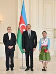 President Ilham Aliyev receives credentials of incoming ambassador of Austria (PHOTO/VIDEO)