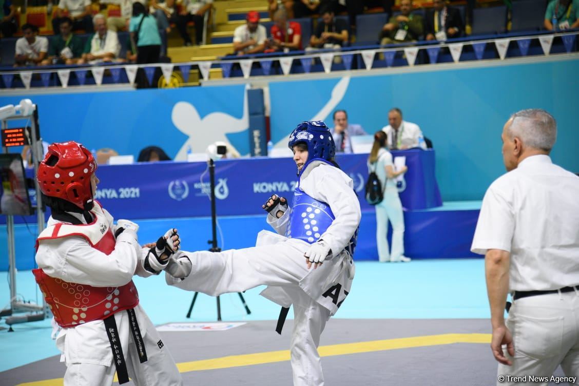 Azerbaijani taekwondo fighter enters next round of Islamic Solidarity Games after win (PHOTO/VIDEO)