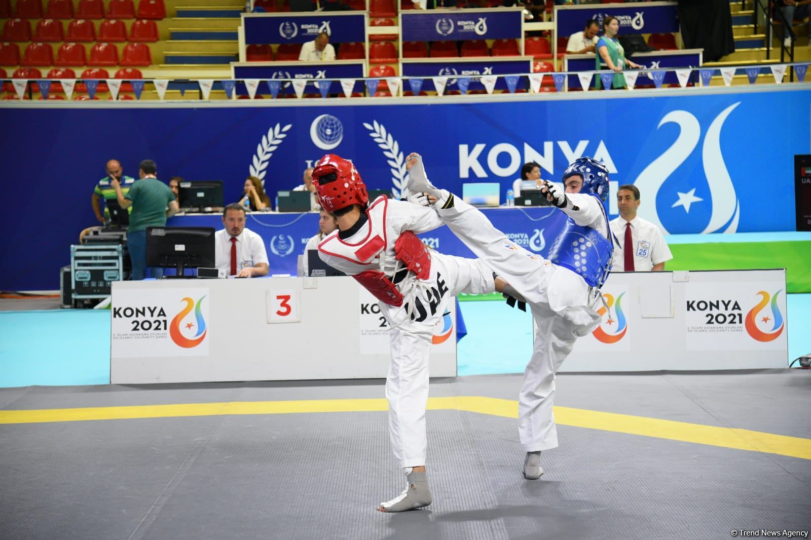 Azerbaijani taekwondo fighter enters next round of Islamic Solidarity Games after win (PHOTO/VIDEO)