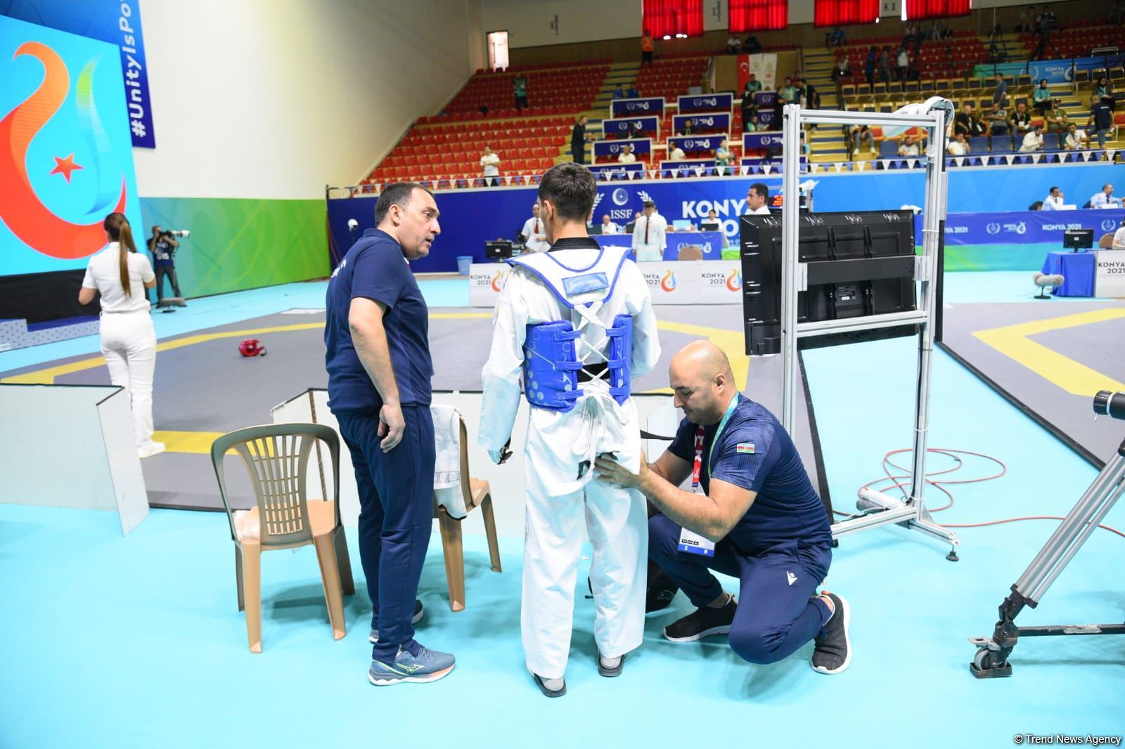 Azerbaijani taekwondo fighter enters next round of Islamic Solidarity Games after win (PHOTO/VIDEO)