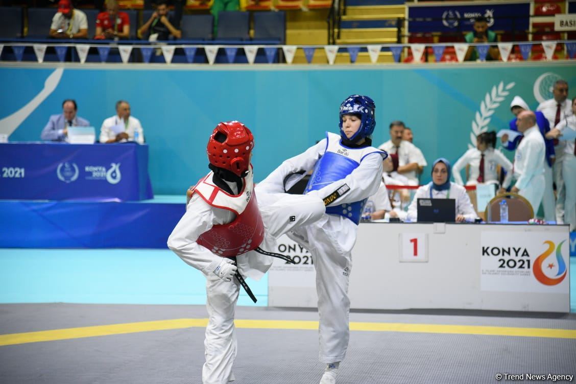 Azerbaijani taekwondo fighter enters next round of Islamic Solidarity Games after win (PHOTO/VIDEO)
