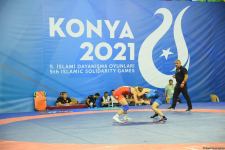 Azerbaijani female freestyle wrestler receives gold medal at V Islamic Solidarity Games (PHOTO)