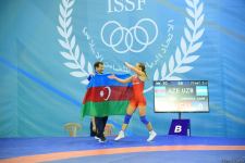 Azerbaijani female freestyle wrestler receives gold medal at V Islamic Solidarity Games (PHOTO)