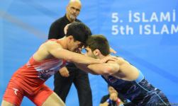 Azerbaijani wrestler grabs silver medal at V Islamic Solidarity Games (PHOTO)