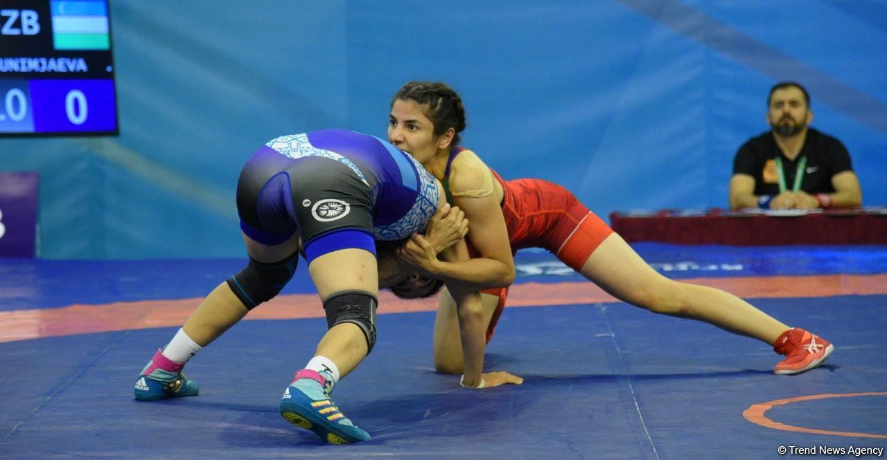 Azerbaijani wrestler wins gold at V Islamic Solidarity Games (PHOTO)