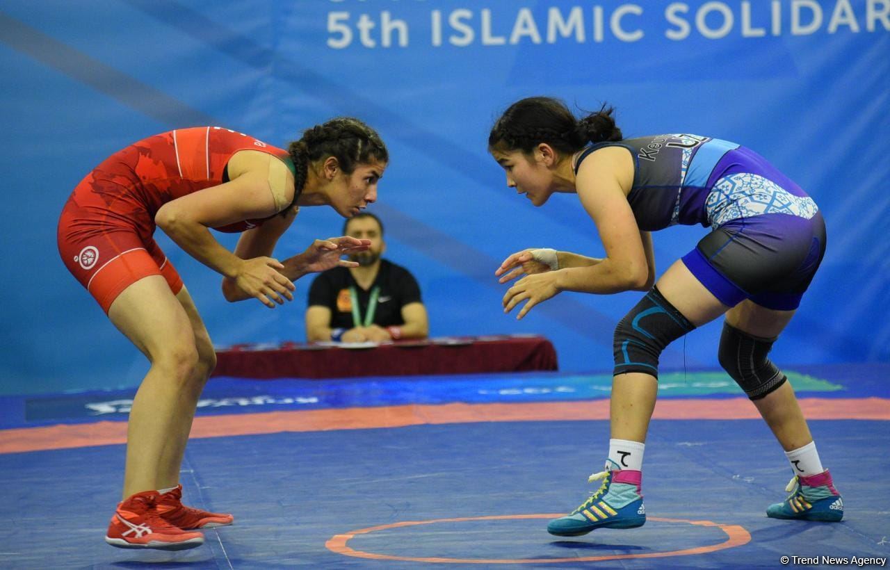 Azerbaijani wrestler wins gold at V Islamic Solidarity Games (PHOTO)