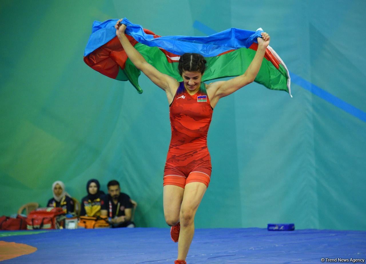 Azerbaijani wrestler wins gold at V Islamic Solidarity Games (PHOTO)