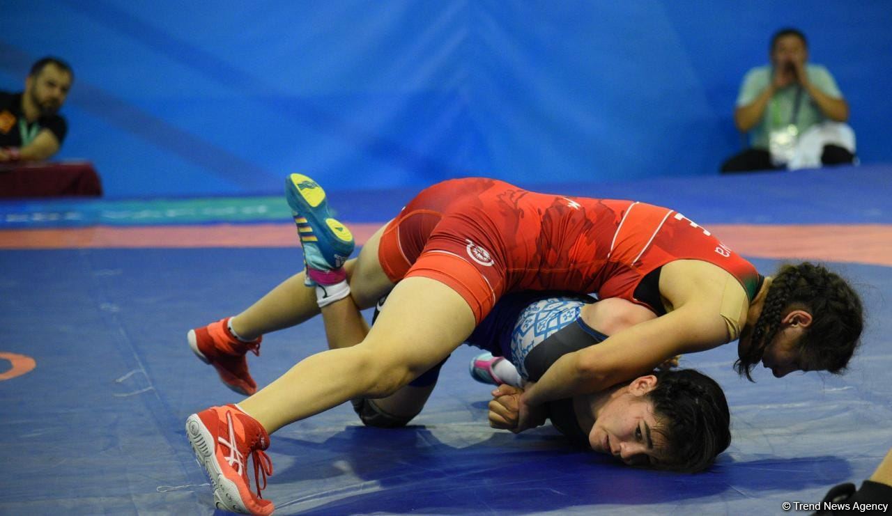 Azerbaijani wrestler wins gold at V Islamic Solidarity Games (PHOTO)