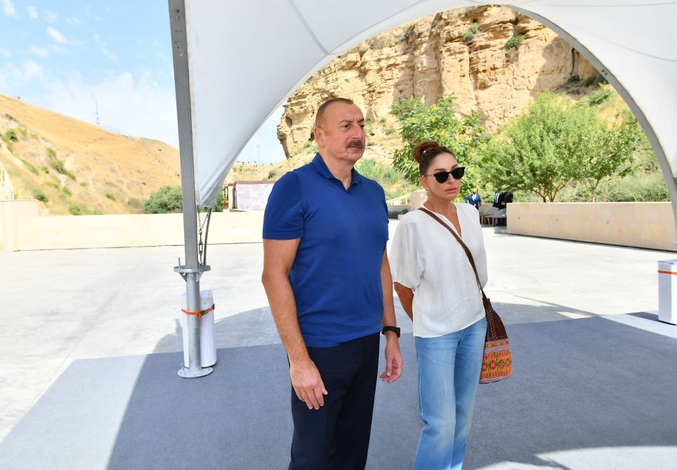 President Ilham Aliyev, First Lady Mehriban Aliyeva view reconstruction works carried out in “Diri Baba” tomb in Gobustan district (PHOTO/VIDEO)