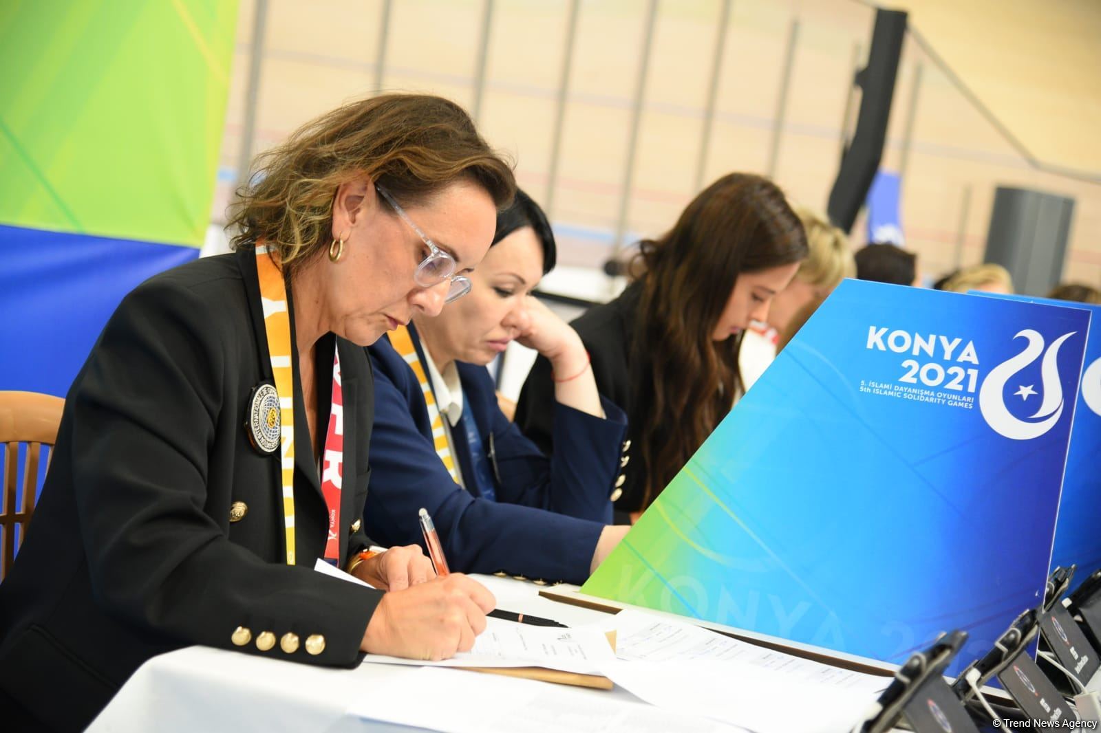 Azerbaijani gymnasts showing gracefulness, elegance, flexibility at V Islamic Solidarity Games (PHOTO)
