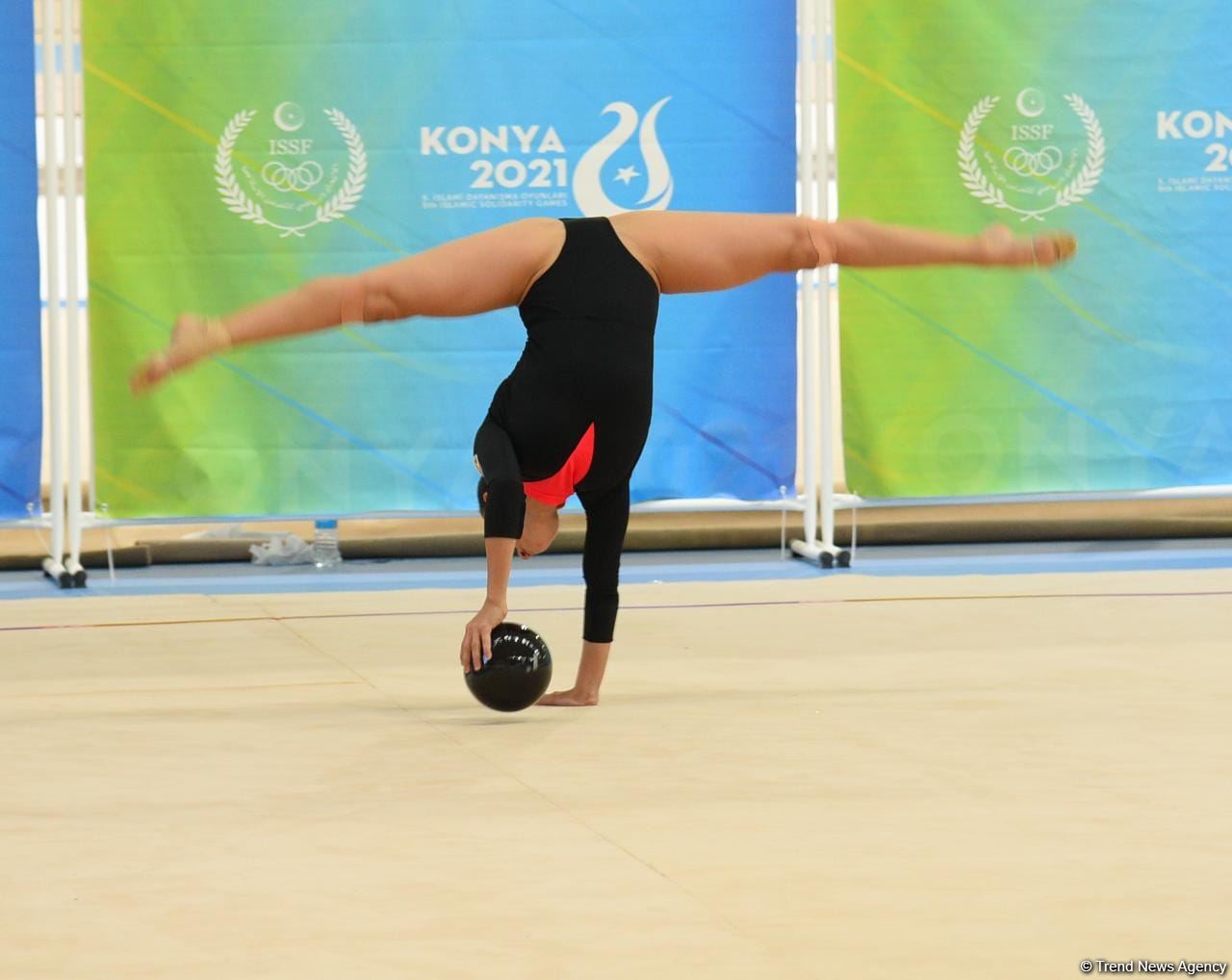 Azerbaijani gymnasts showing gracefulness, elegance, flexibility at V Islamic Solidarity Games (PHOTO)