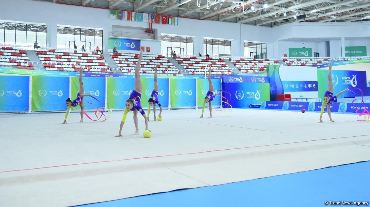 Group team of Azerbaijan in rhythmic gymnastics win gold in program with three ribbons and two balls (PHOTO)