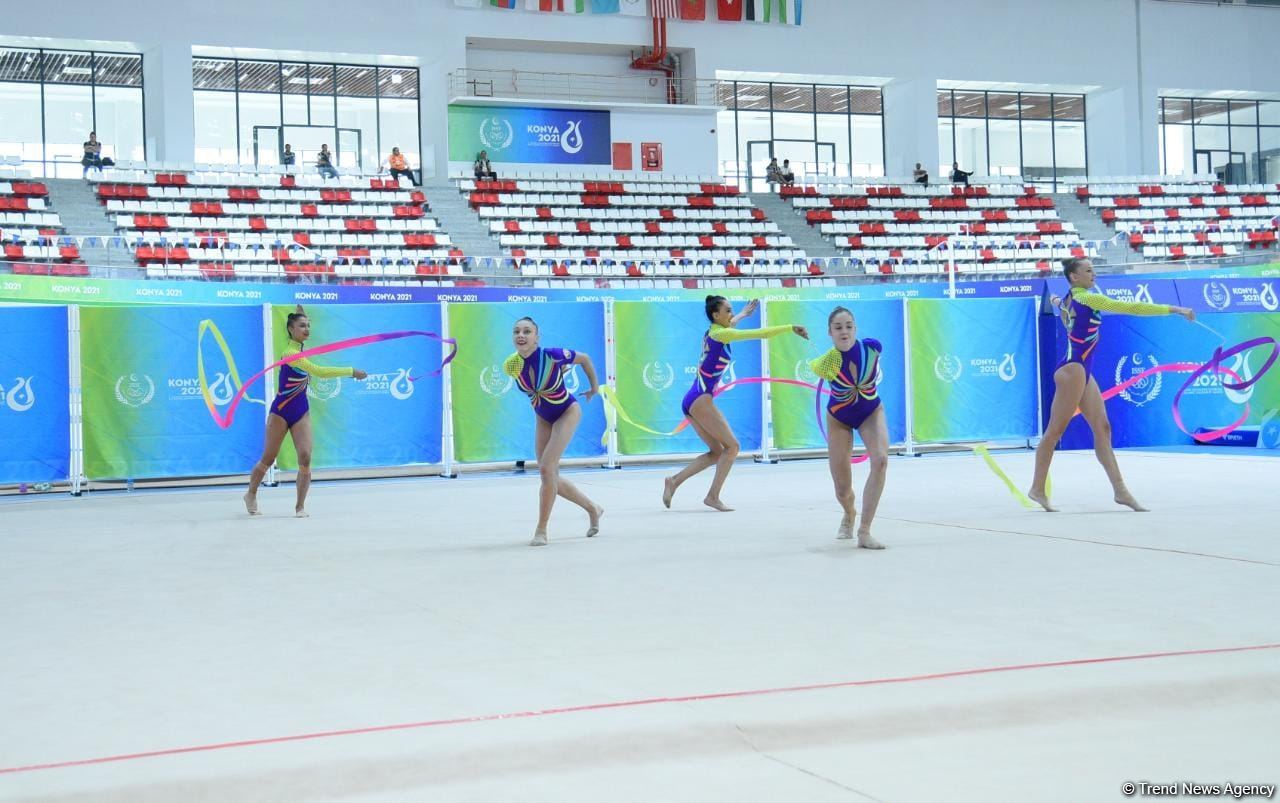 Group team of Azerbaijan in rhythmic gymnastics win gold in program with three ribbons and two balls (PHOTO)
