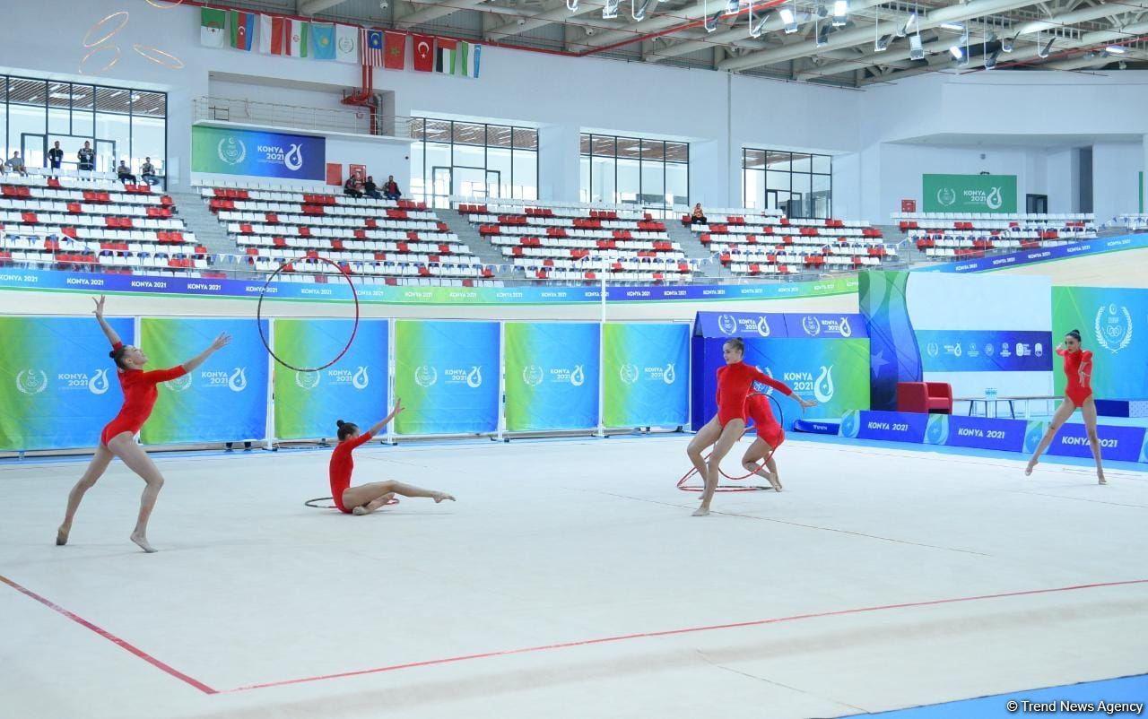 Group team of Azerbaijan in rhythmic gymnastics win silver in program with five hoops (PHOTO)