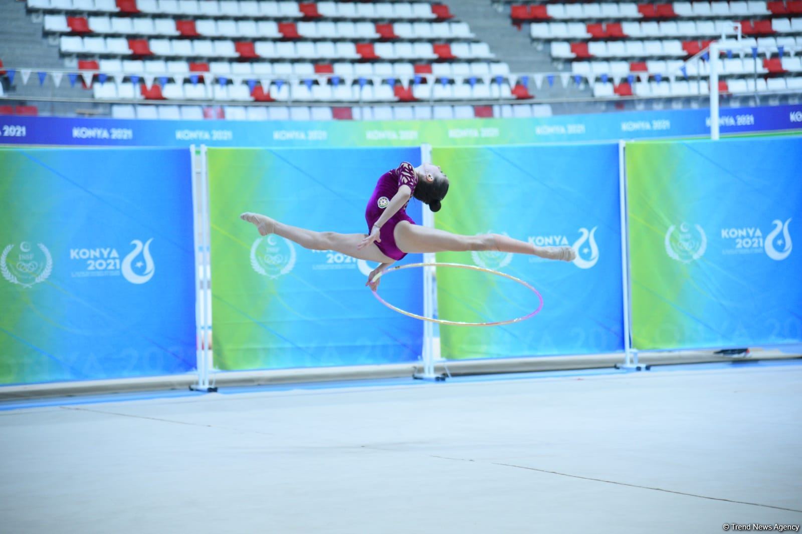 Azerbaijani gymnast Zohra Agamirova wins silver in hoop exercise (PHOTO)