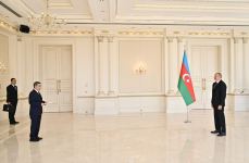 President Ilham Aliyev receives credentials of Turkmenistan's ambassador (PHOTO/VIDEO)