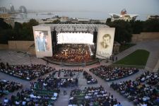 President Ilham Aliyev, First Lady Mehriban Aliyeva attend event in memory dedicated to 80th birthday anniversary of Muslum Magomayev (PHOTO/VIDEO)