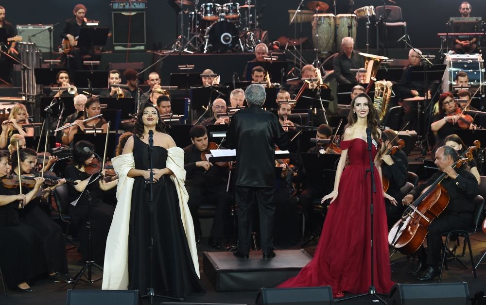 President Ilham Aliyev, First Lady Mehriban Aliyeva attend event in memory dedicated to 80th birthday anniversary of Muslum Magomayev (PHOTO/VIDEO)