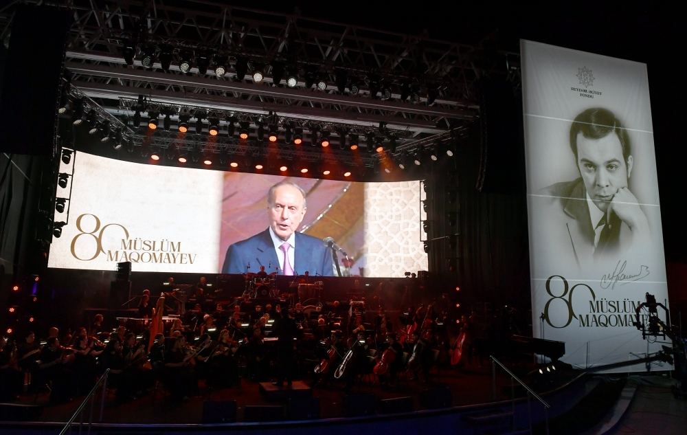 President Ilham Aliyev, First Lady Mehriban Aliyeva attend event in memory dedicated to 80th birthday anniversary of Muslum Magomayev (PHOTO/VIDEO)