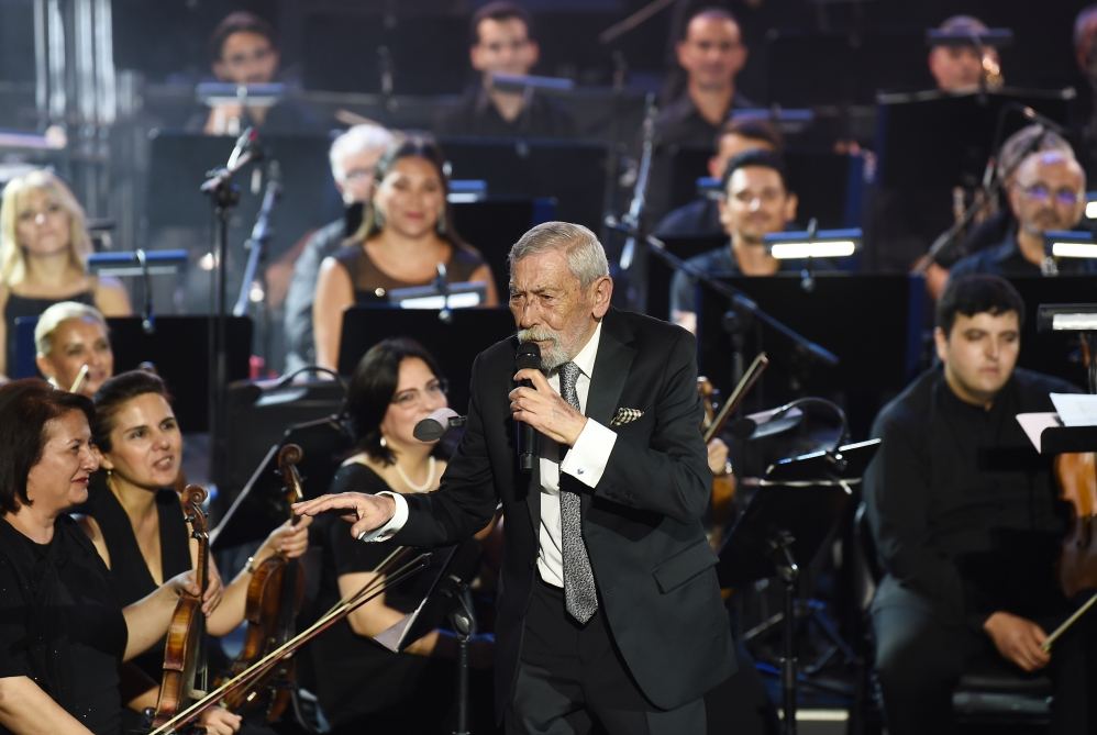 President Ilham Aliyev, First Lady Mehriban Aliyeva attend event in memory dedicated to 80th birthday anniversary of Muslum Magomayev (PHOTO/VIDEO)
