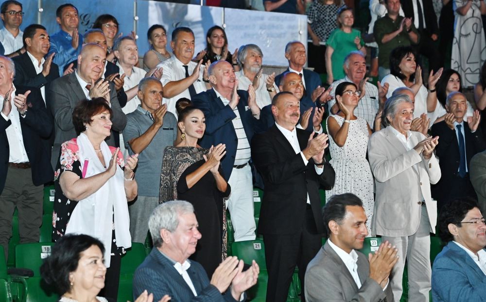President Ilham Aliyev, First Lady Mehriban Aliyeva attend event in memory dedicated to 80th birthday anniversary of Muslum Magomayev (PHOTO/VIDEO)