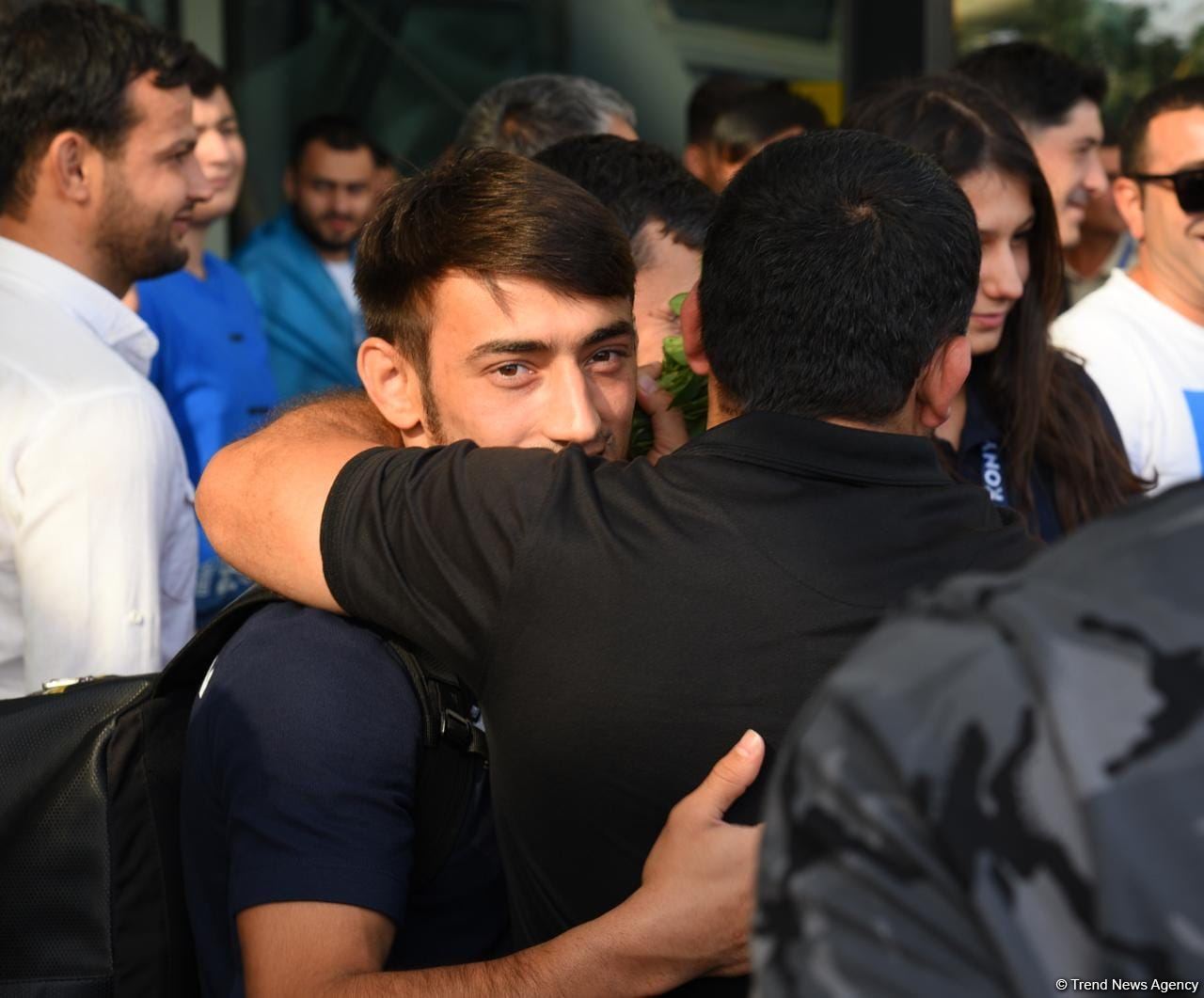 Azerbaijani participants of V Islamic Solidarity Games return home (PHOTO/VIDEO)