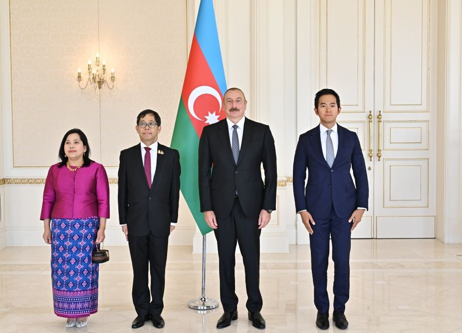 President Ilham Aliyev accepts credentials of incoming ambassador of Thailand (PHOTO)