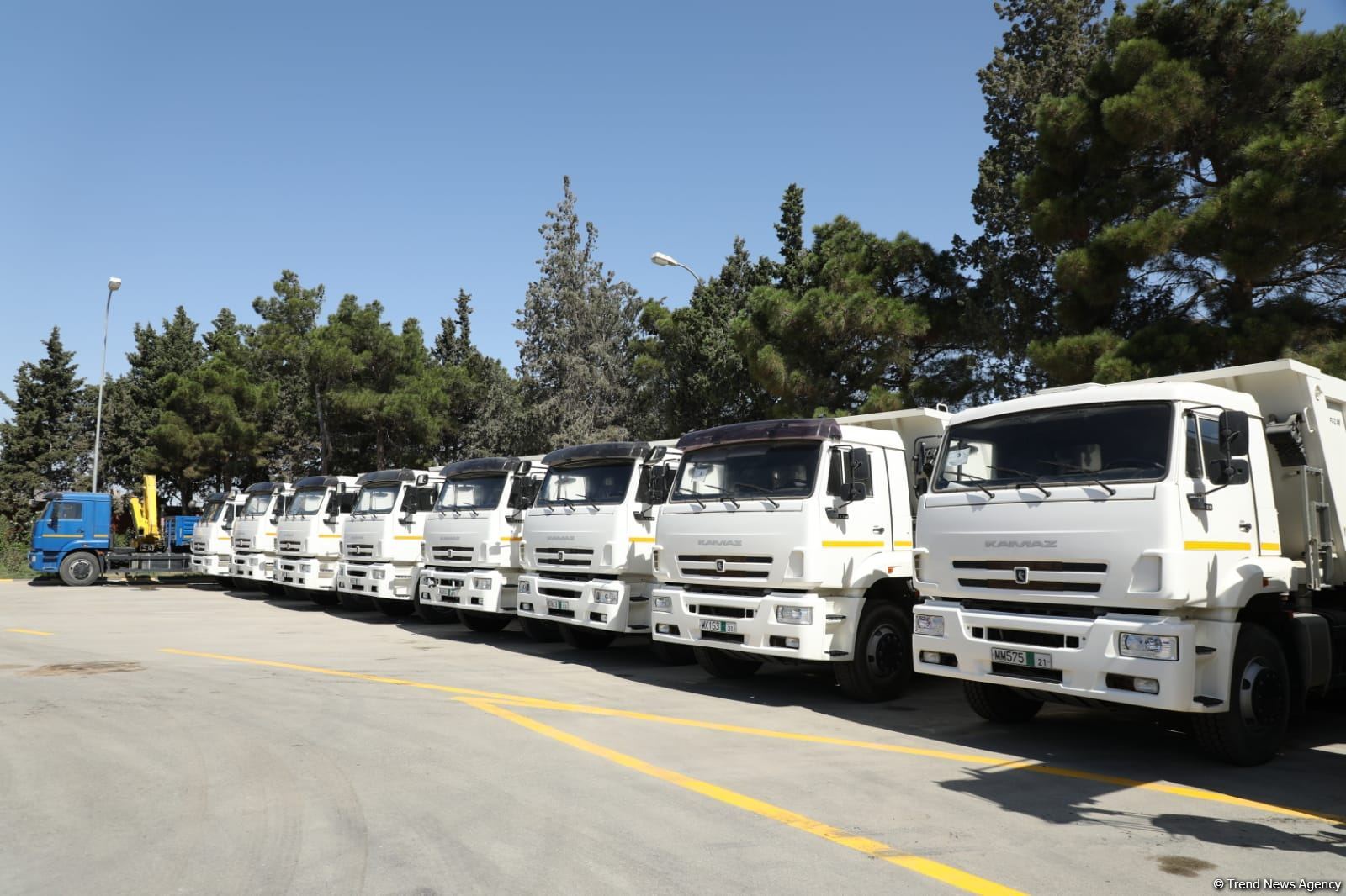 Azerbaijan purchases new equipment for road infrastructure in Karabakh and East Zangazur (PHOTO)
