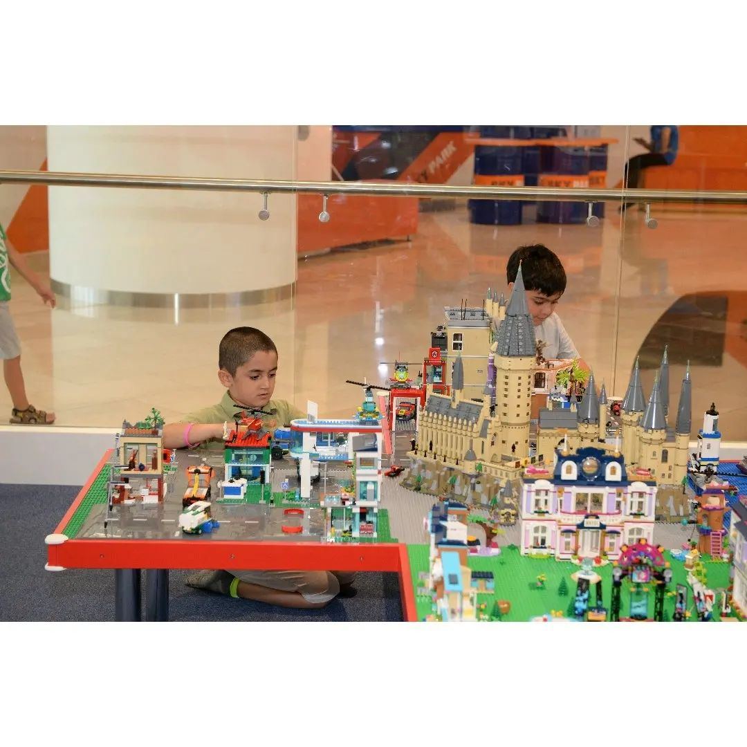 First Vice-President Mehriban Aliyeva made post from festivities organized for children (PHOTO/VIDEO)