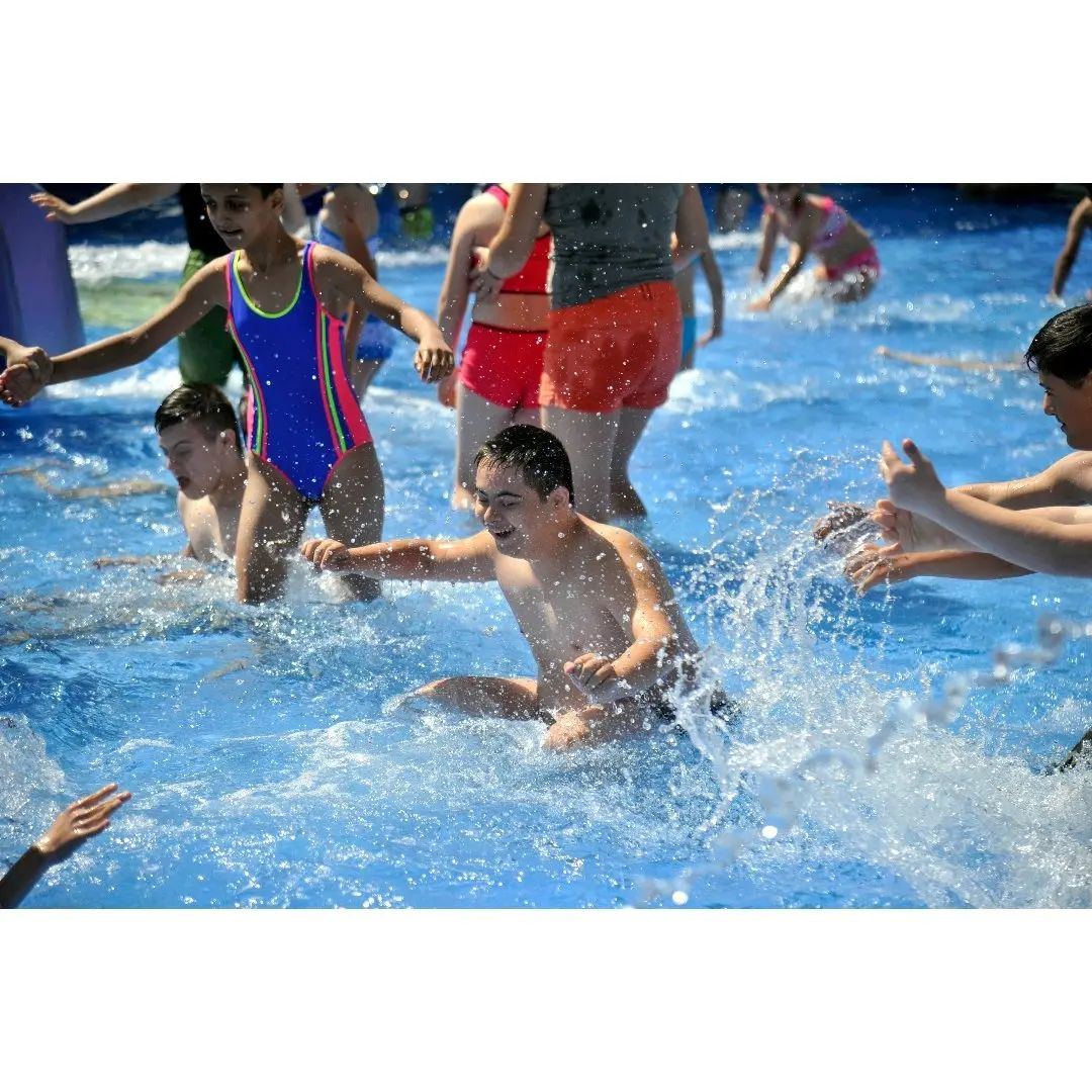 First Vice-President Mehriban Aliyeva made post from festivities organized for children (PHOTO/VIDEO)