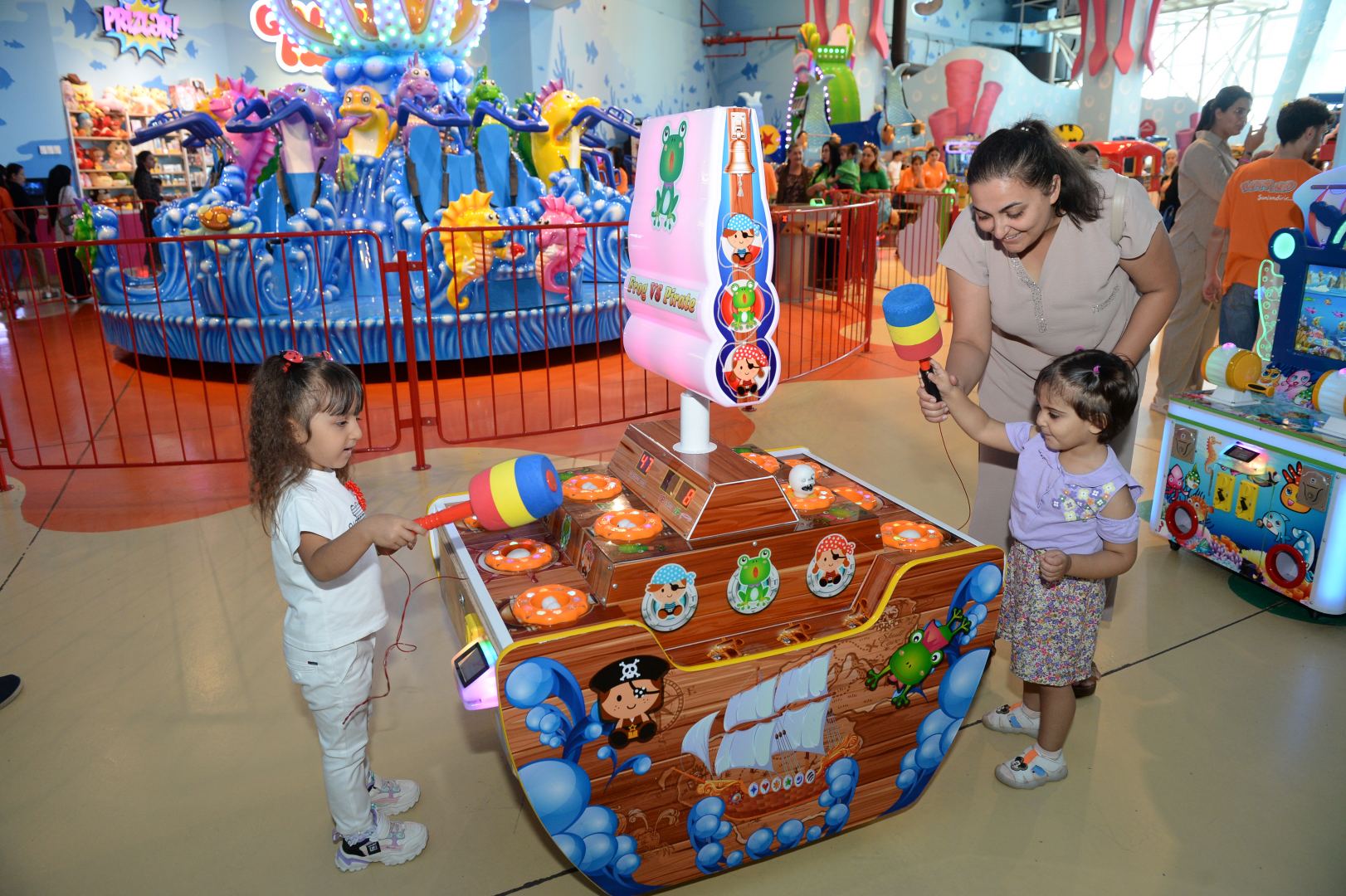 Heydar Aliyev Foundation organizes entertainment events for children (PHOTO)