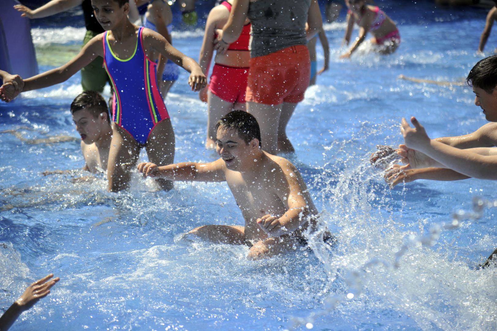 Heydar Aliyev Foundation organizes entertainment events for children (PHOTO)