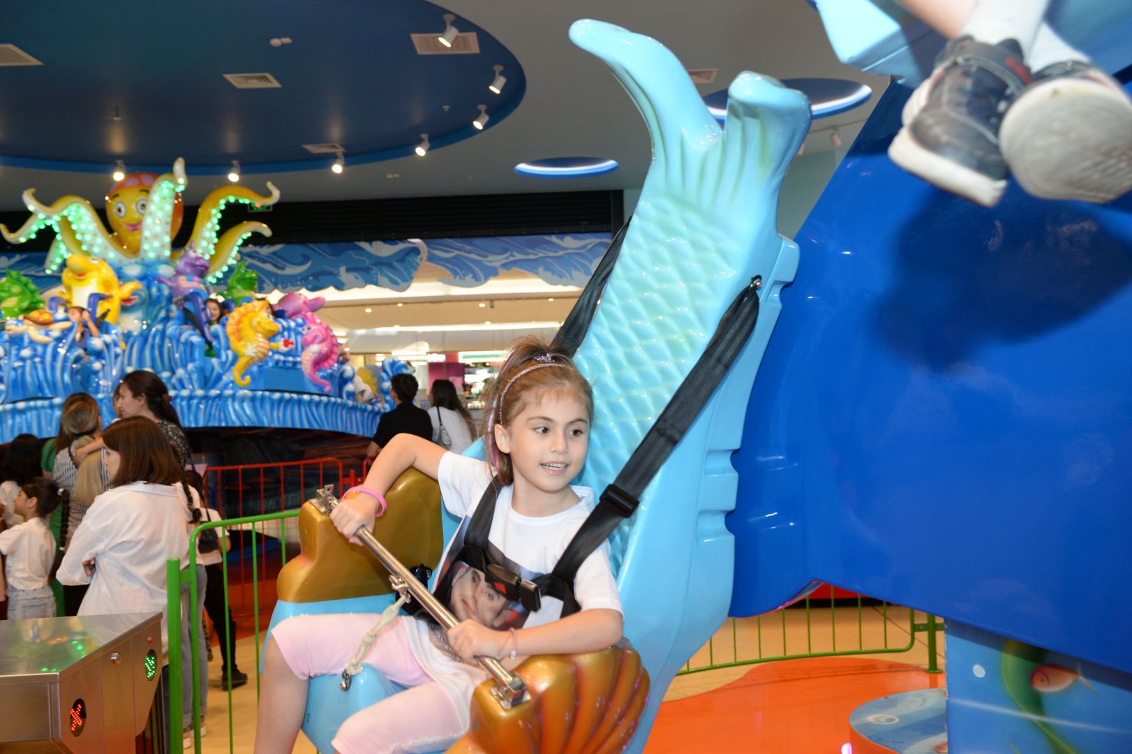 Heydar Aliyev Foundation organizes entertainment events for children (PHOTO)