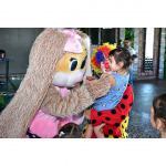 First Vice-President Mehriban Aliyeva made post from festivities organized for children (PHOTO/VIDEO)