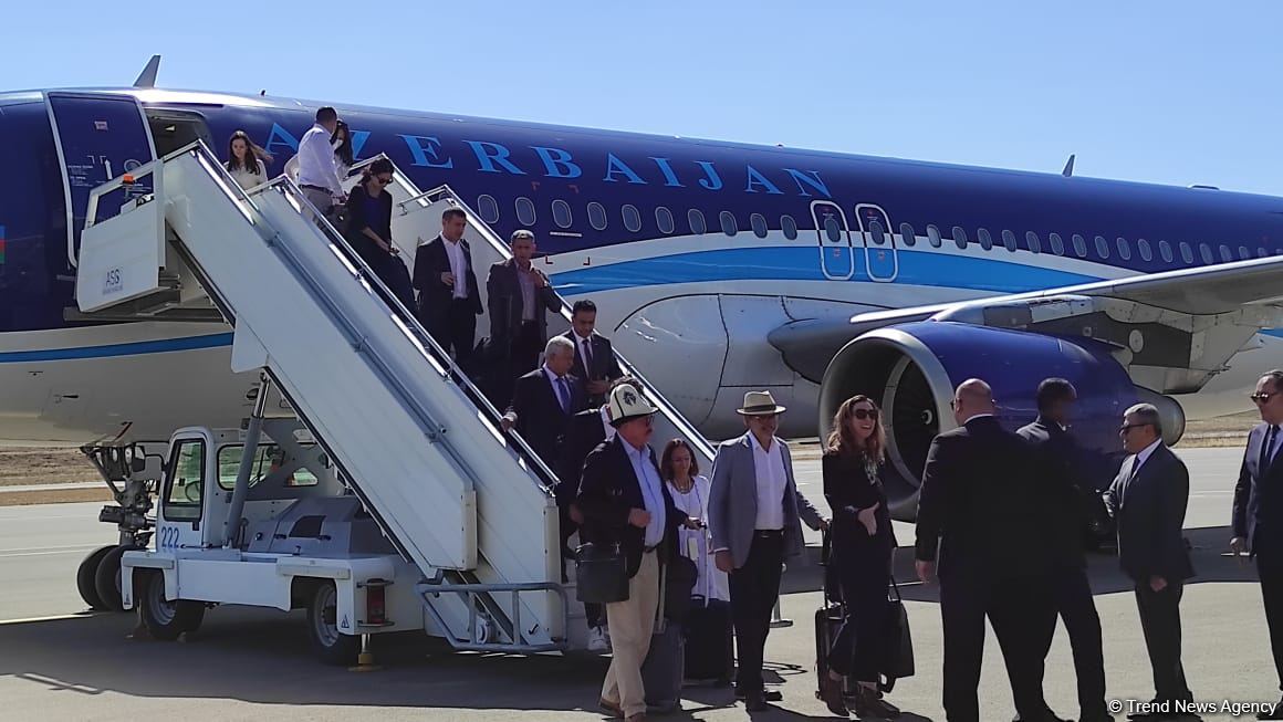 Visit of diplomats, military representatives accredited in Azerbaijan to Shusha kicks off (PHOTO)