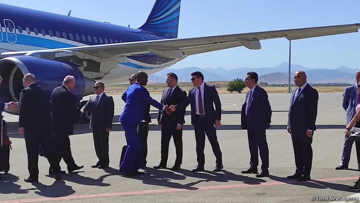 Visit of diplomats, military representatives accredited in Azerbaijan to Shusha kicks off (PHOTO)