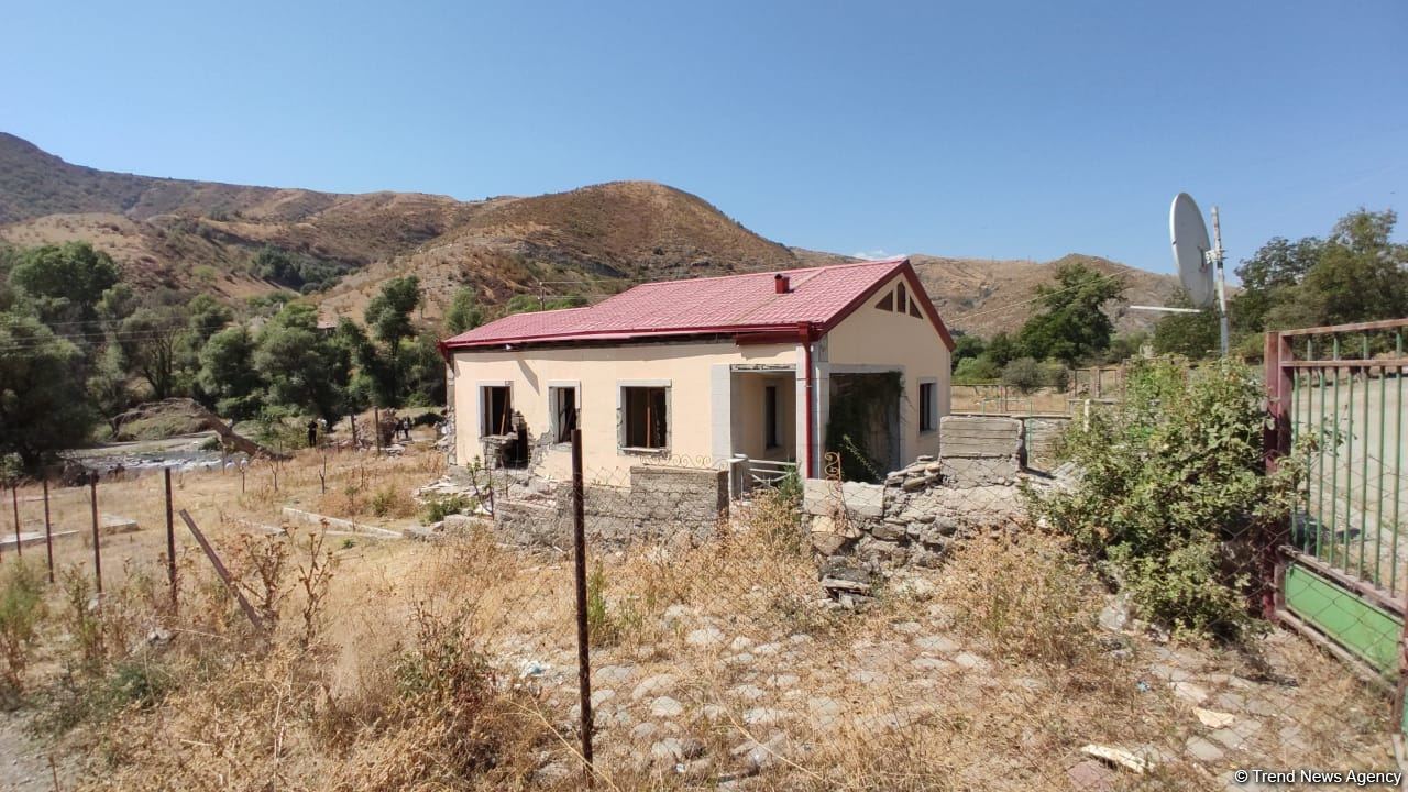 Azerbaijani media representatives post new footage of liberated Zabukh (PHOTO)