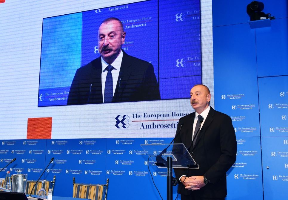 President Ilham Aliyev attends international forum in Cernobbio, Italy (PHOTO/VIDEO)
