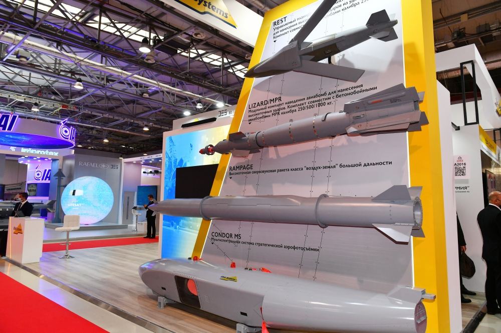 President Ilham Aliyev views 4th “ADEX” and 13th “Securex Caspian” exhibitions (PHOTO/VIDEO)