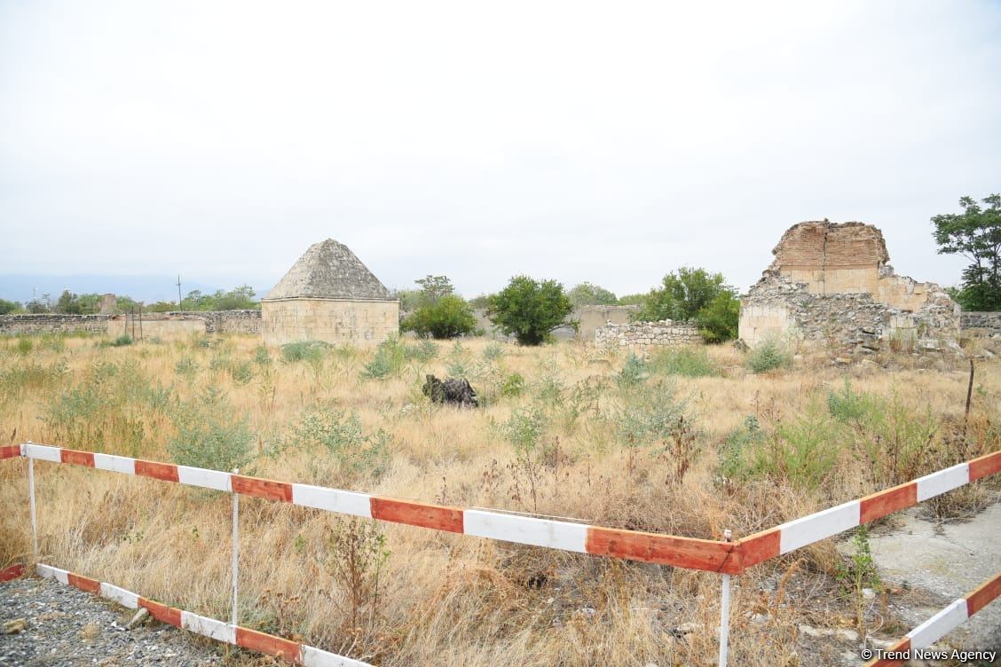 Famous worldwide travelers shocked by Armenia's crimes in Azerbaijan's Aghdam (PHOTO)