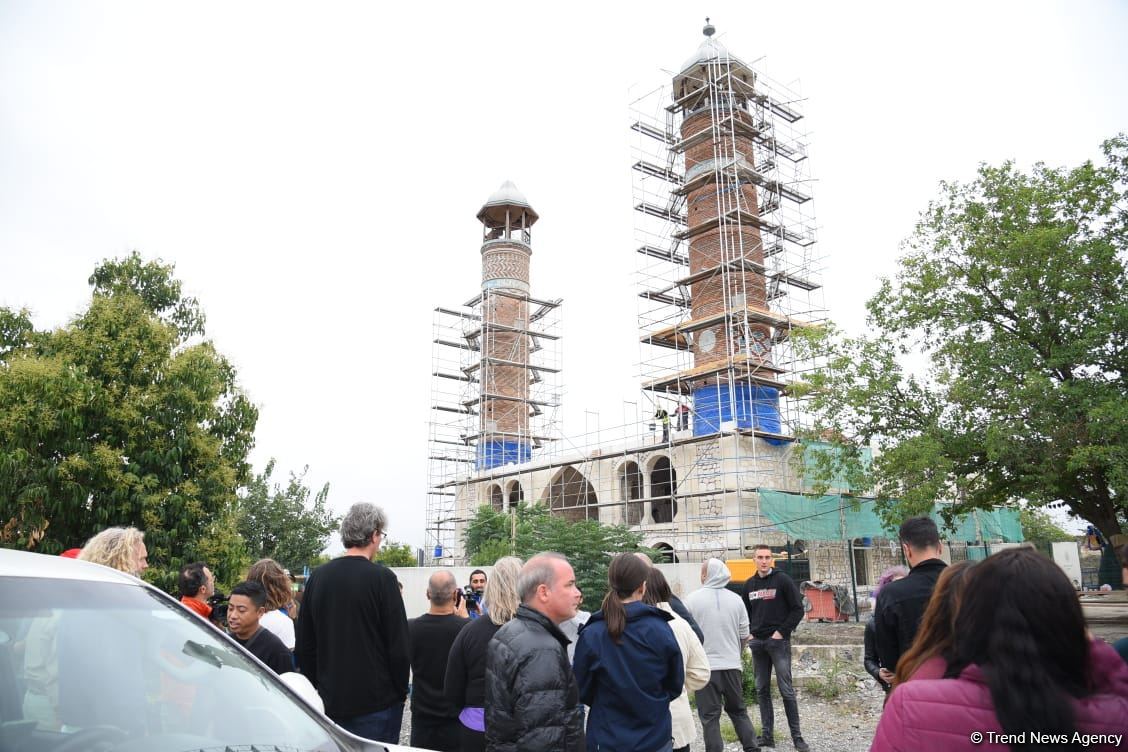 Famous worldwide travelers shocked by Armenia's crimes in Azerbaijan's Aghdam (PHOTO)