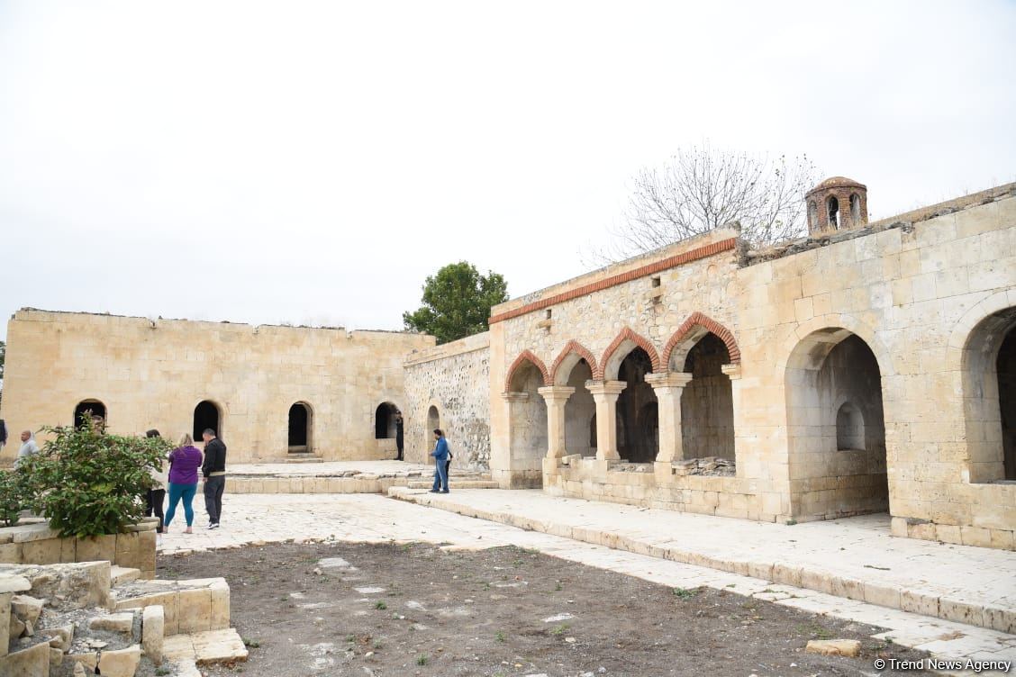 Famous worldwide travelers shocked by Armenia's crimes in Azerbaijan's Aghdam (PHOTO)