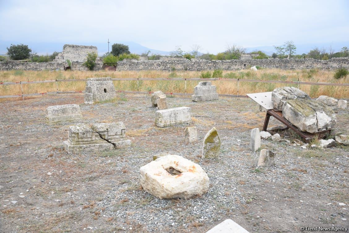 Famous worldwide travelers shocked by Armenia's crimes in Azerbaijan's Aghdam (PHOTO)