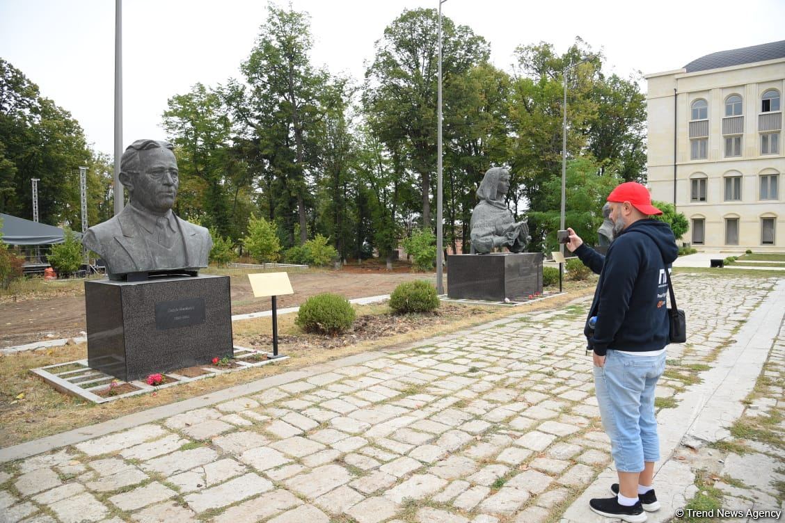 Foreigners witness consequences of Armenian vandalism in Azerbaijan's Shusha (PHOTO)