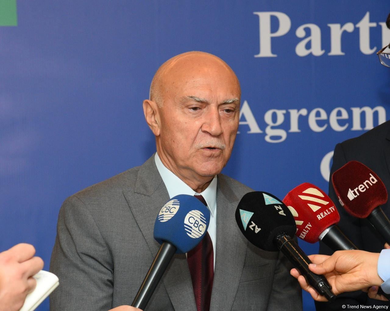 Azerbaijan eyes building transport & logistics center within Alat FEZ