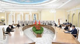 President Ilham Aliyev meets with President of China Xi Jinping in Samarkand (PHOTO)