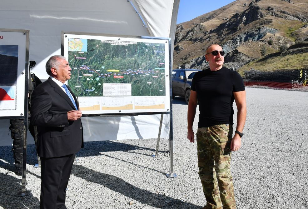President Ilham Aliyev gets acquainted with tunnel under construction on Kalbajar-Lachin highway (PHOTO/VIDEO)