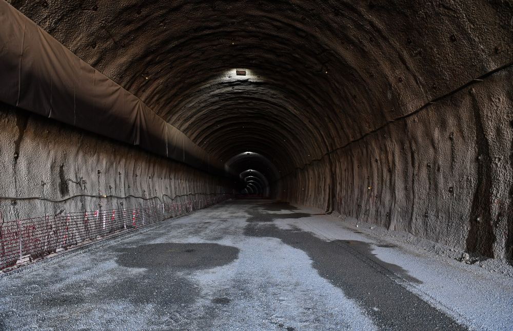 President Ilham Aliyev gets acquainted with tunnel under construction on Kalbajar-Lachin highway (PHOTO/VIDEO)