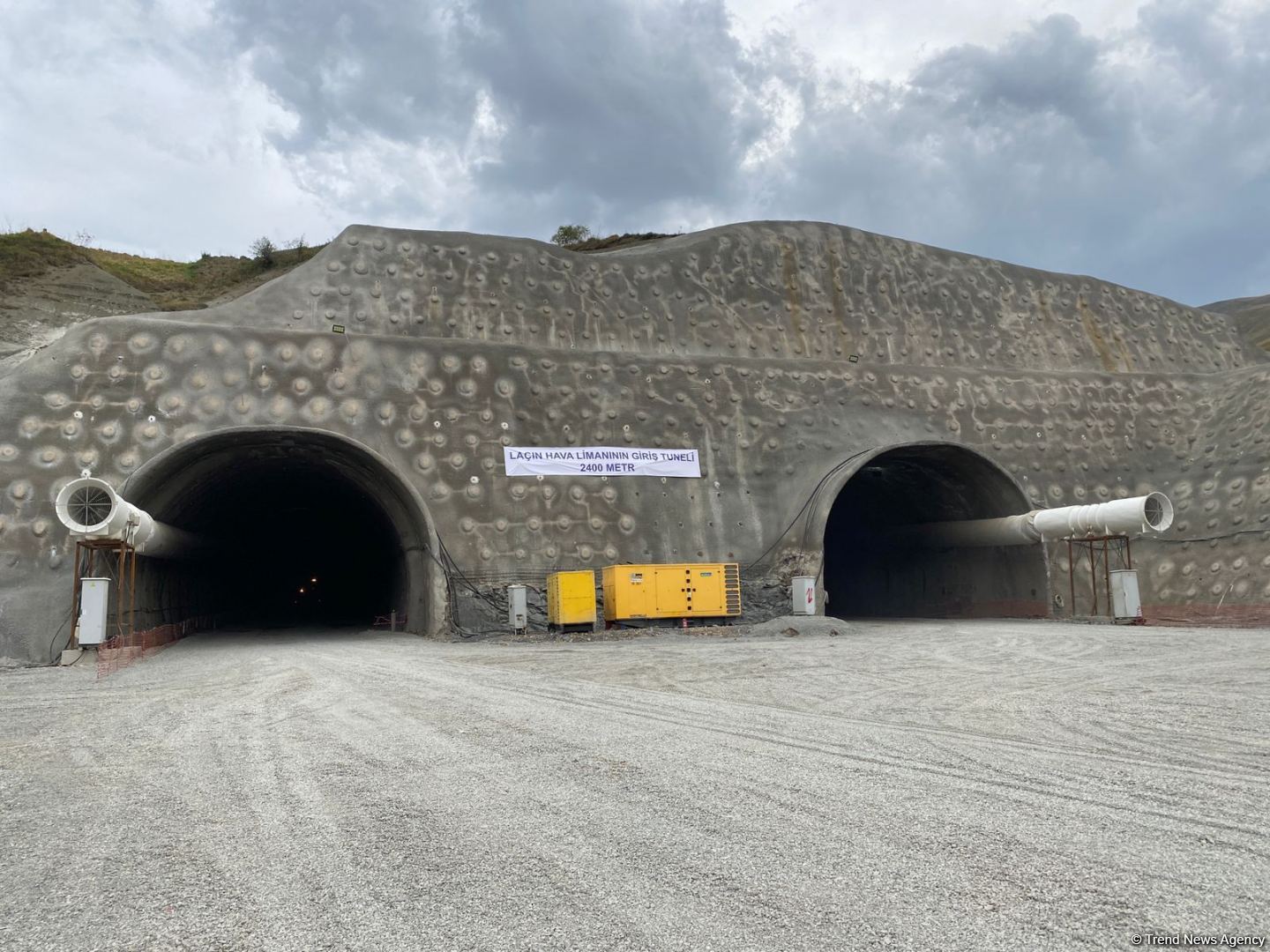 Entrance tunnel to Azerbaijan's Lachin International Airport under construction (PHOTO)